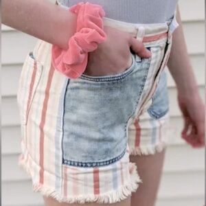 NWOT American Eagle Striped Cut-off Shorts with Patch Pockets Size 8